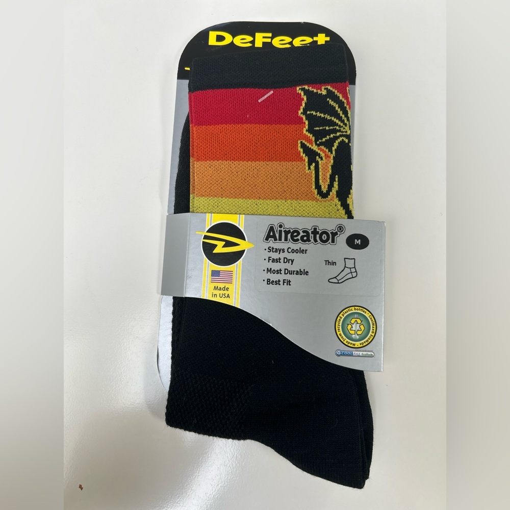 Defer cycling/running socks